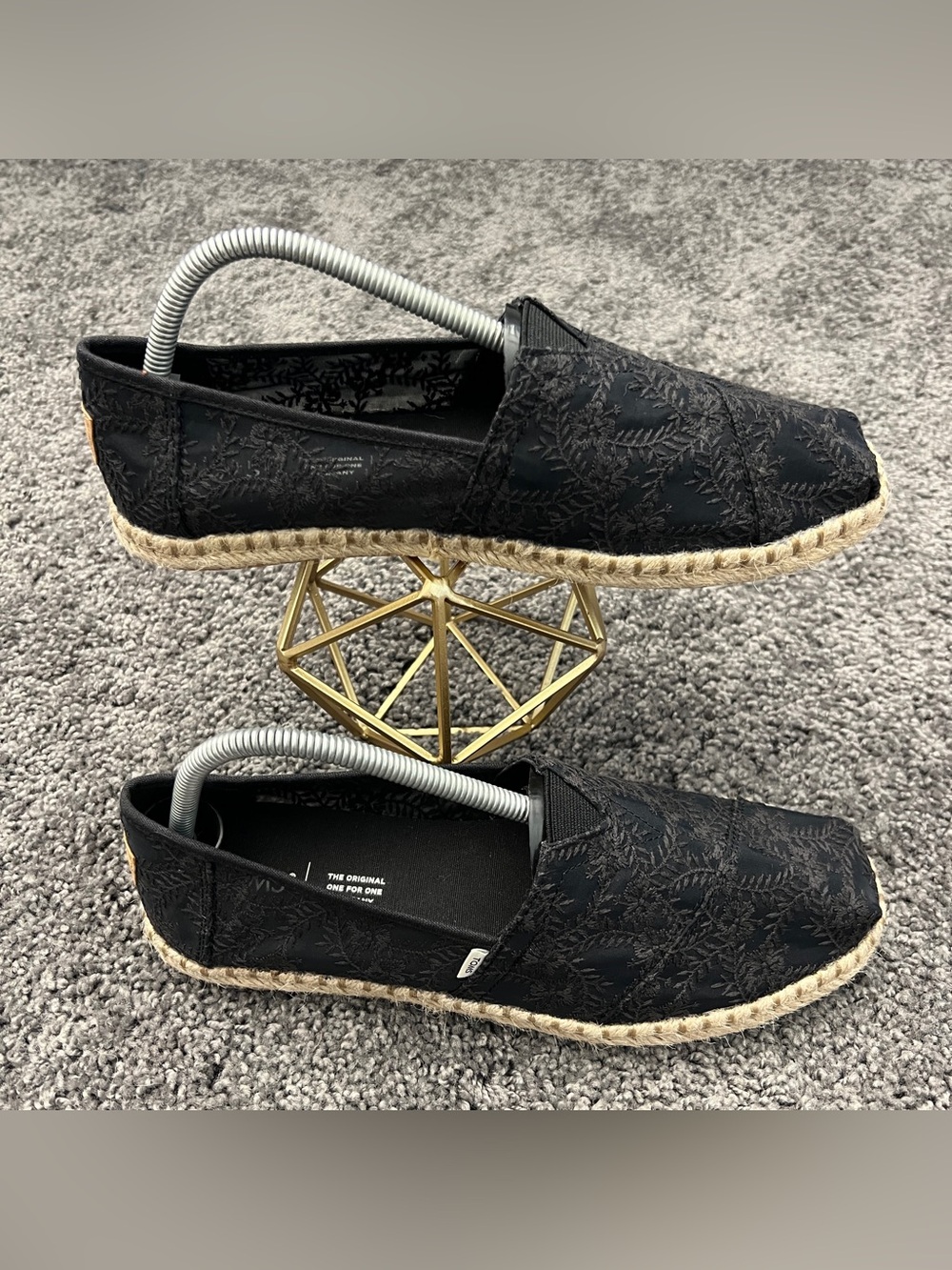 TOMS Alpargata Rope Shoes Women’s Size 10 Black Hibiscus Floral Lace NWT